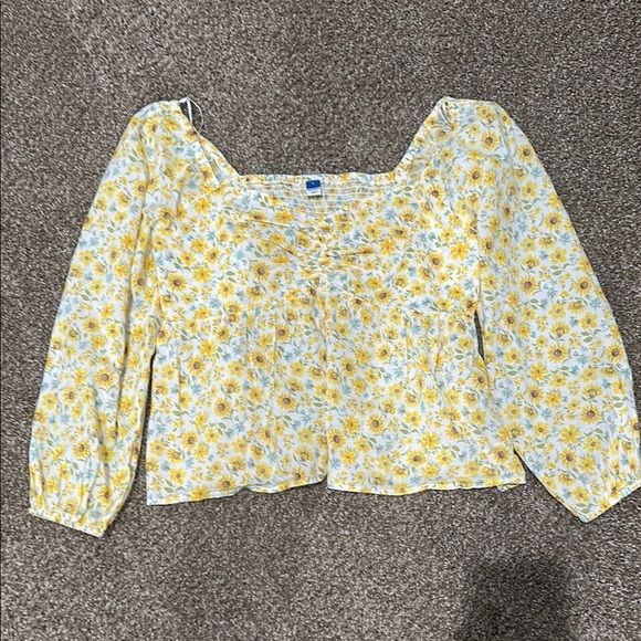 Old Navy Cream Smocked Puff Sleeve Blouse - Picture 1 of 3
